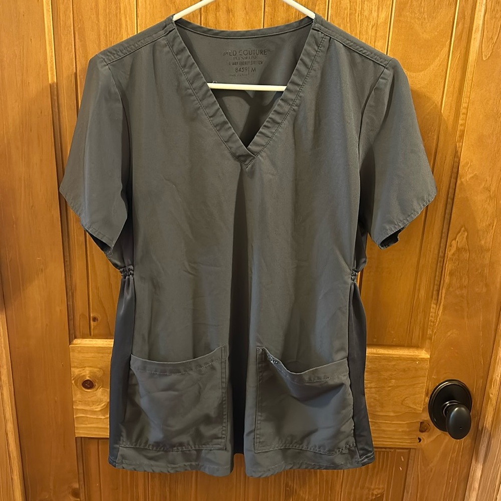 Med Couture 8459 Maternity Top size Medium Grey